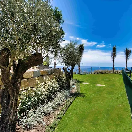 Sunny Claudia'S Garden Calaceite Torrox Buitenkant foto
